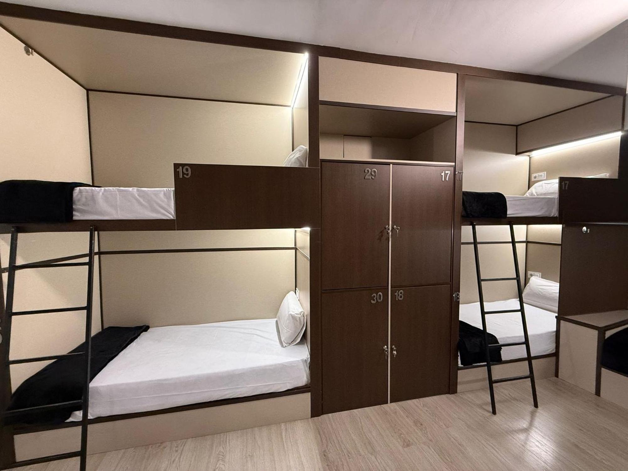 Hostel Tkh-Rooms Mate Madrid Luaran gambar