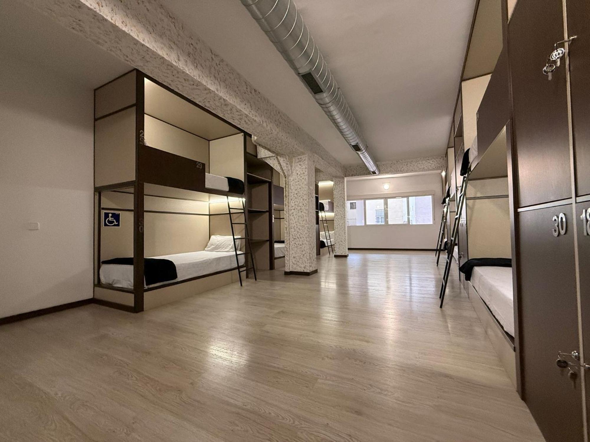 Hostel Tkh-Rooms Mate Madrid Luaran gambar